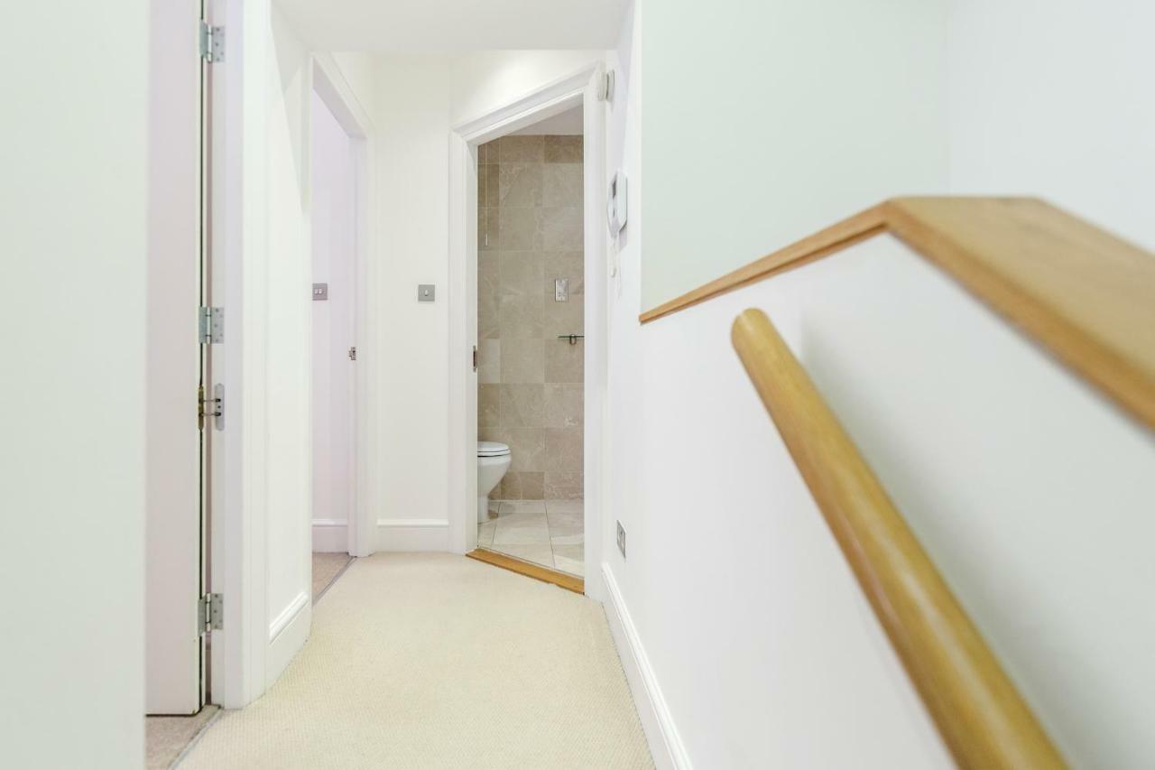 Outstanding Trafalgar Penthouse, Sleeps 8 London Exterior photo